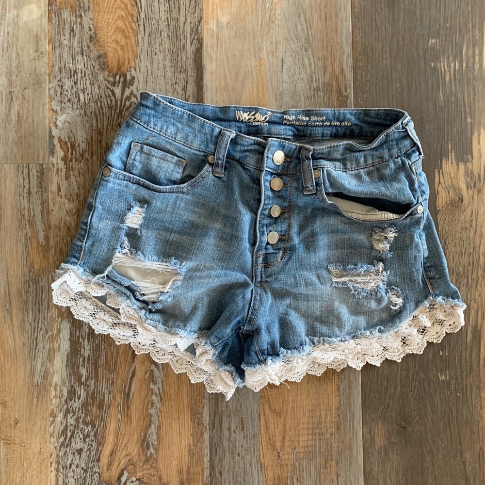 🌼3 for 30 shorts deal🌼 Mossimo Shorts